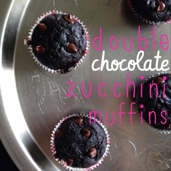 healthy, fudgy chocolate zucchini muffins